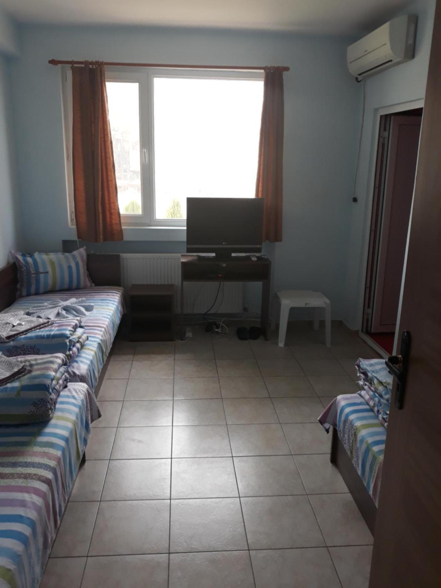 Hostel Victoria Silistra Exterior photo